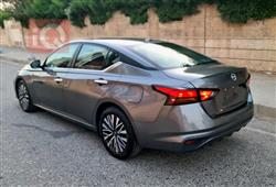 نيسان ألتيما